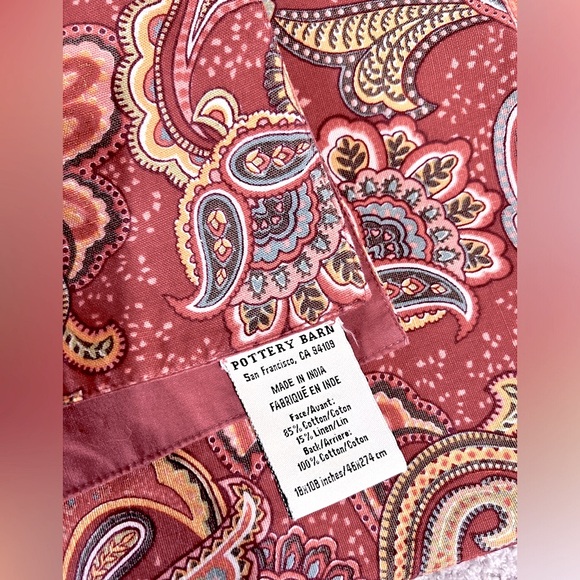 Pottery Barn Ana Paisley Table Runner and Four Napkins, GUC. Ana Paisley - Picture 7 of 8